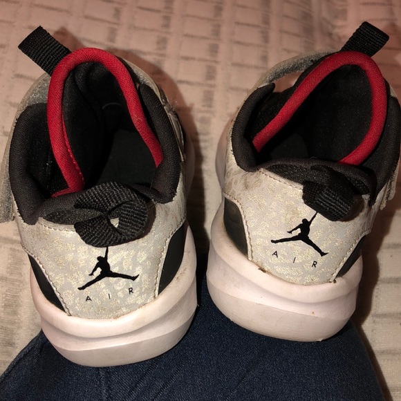 Jordan size 9c - Picture 2 of 3